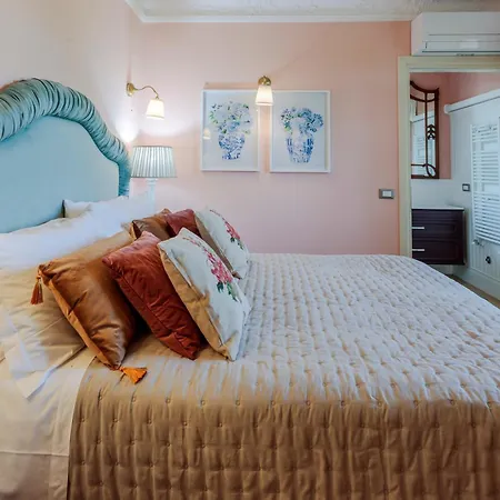 Montefalcone: Charm, Private Pool, And Chef Chalet