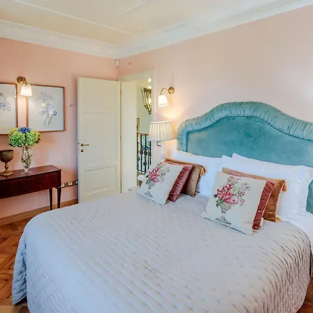Montefalcone: Charm, Private Pool, And Chef Chalet *