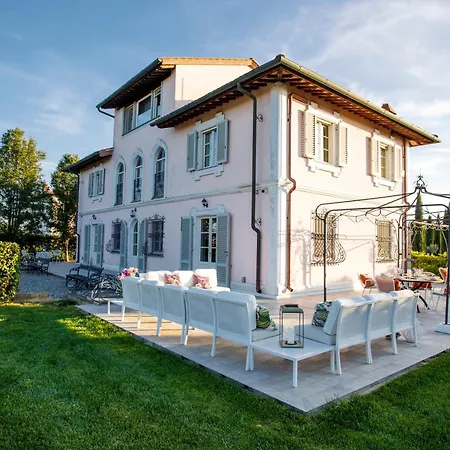 Montefalcone: Charm, Private Pool, And Chef Chalet Orentano