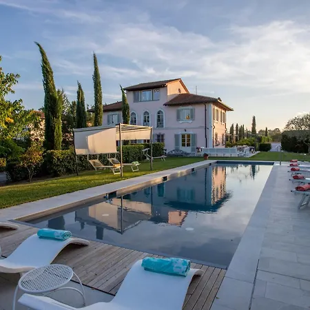 Montefalcone: Charm, Private Pool, And Chef Chalet